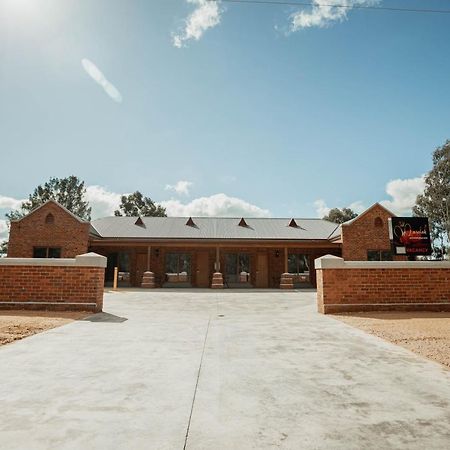 Red Waratah Accommodation Bendigo Exterior foto